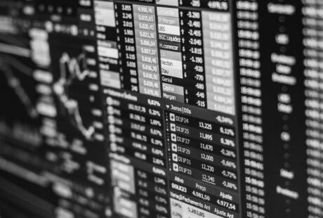Utforsk Finansielle Tjenester: Veien til Økonomisk Succes